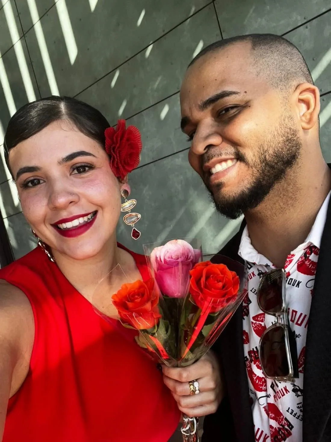 Hôte et hôtesse lors d'une soirée Saint-Valentin à La Réunion